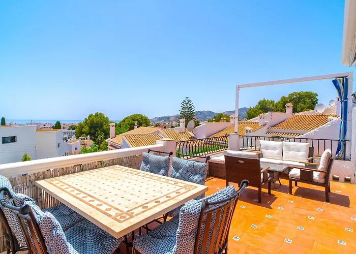 Casa Rosa Splash Pool By Casasol Vakantiehuis Nerja