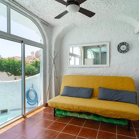 Casa Rosa Splash Pool By Casasol *