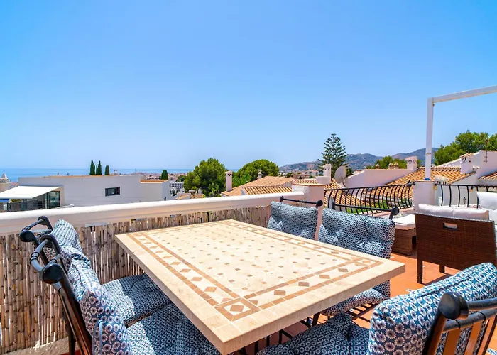 Casa Rosa Splash Pool By Casasol *